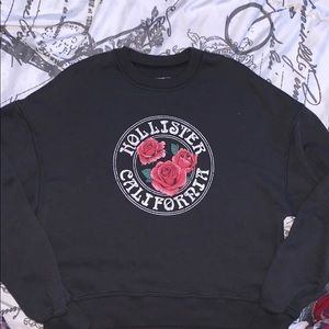 hollister crewneck!